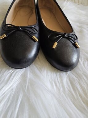 Ralph Lauren-Black Women’s Ballet Flats with Gold Accent- NWT-Sz 8